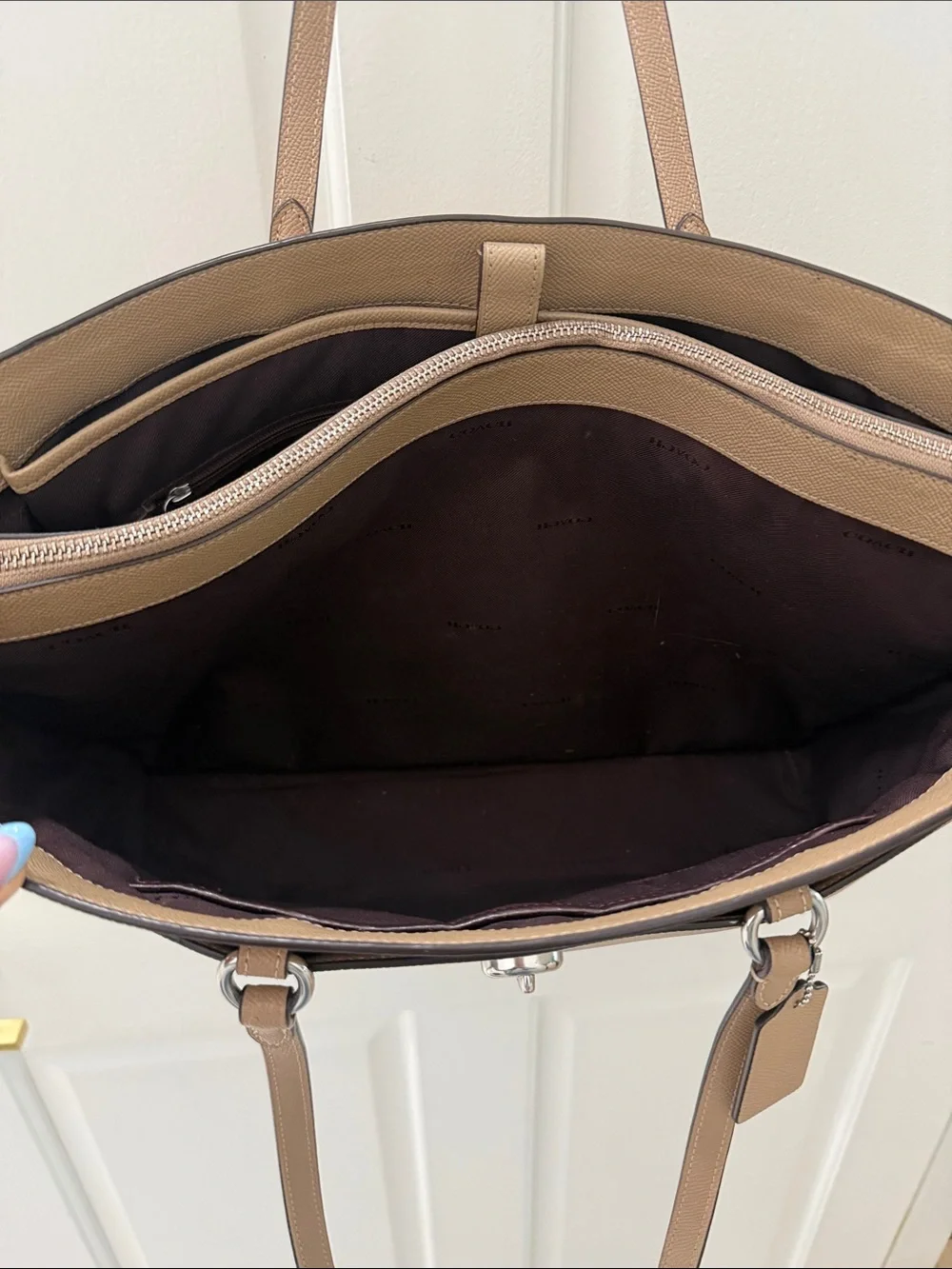 Coach Tan Leather Laptop Tote with Shoulder Straps - Picture 4 of 11